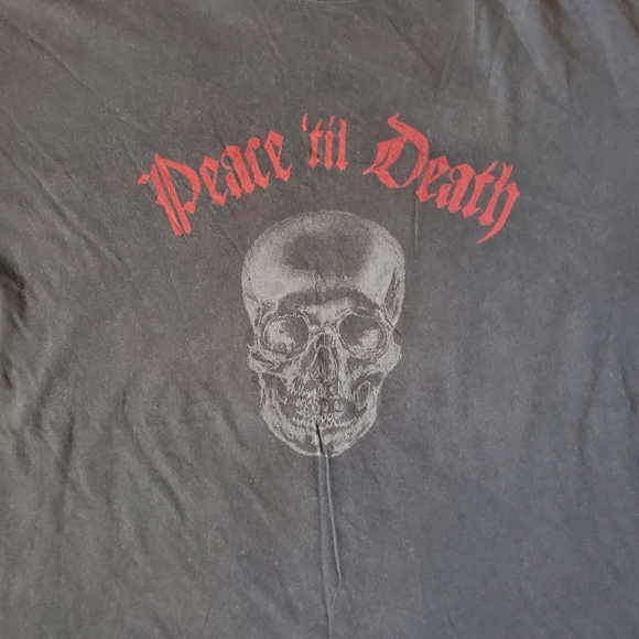 Jonh Varvatos USA skull graphic tee size XL. - Picture 3 of 8